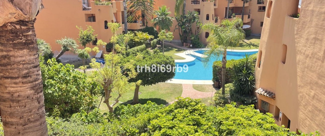 Rynek wtórny - apartment - Estepona - Bel Air