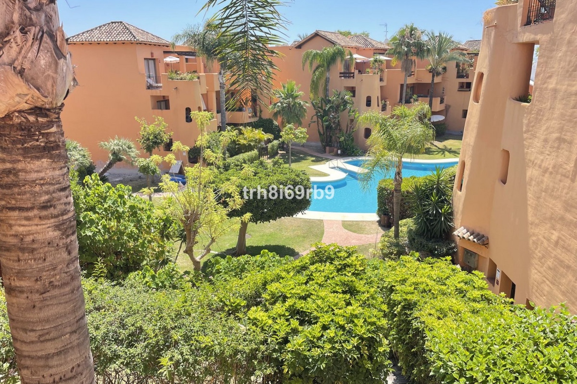 Rynek wtórny - apartment - Estepona - Bel Air