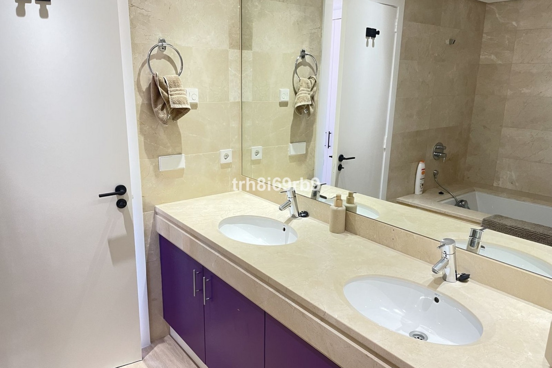 Rynek wtórny - apartment - Estepona - Bel Air
