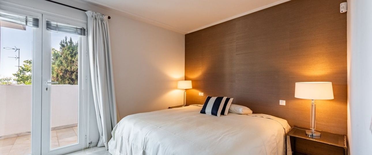 Rynek wtórny - apartment - Estepona - Bel Air