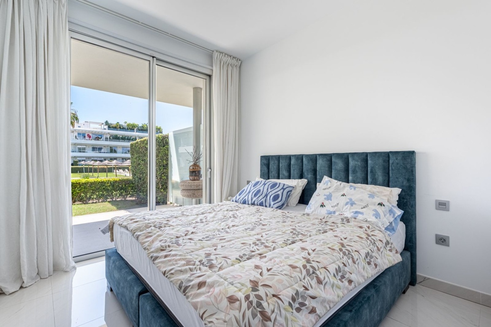 Rynek wtórny - apartment - Estepona - Bel Air