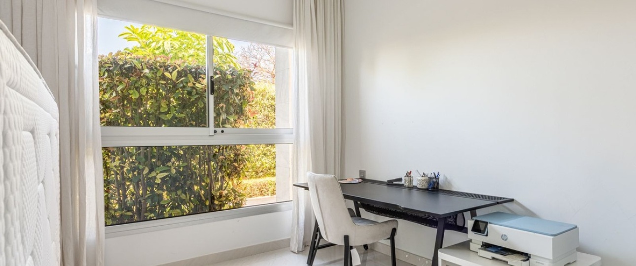 Rynek wtórny - apartment - Estepona - Bel Air