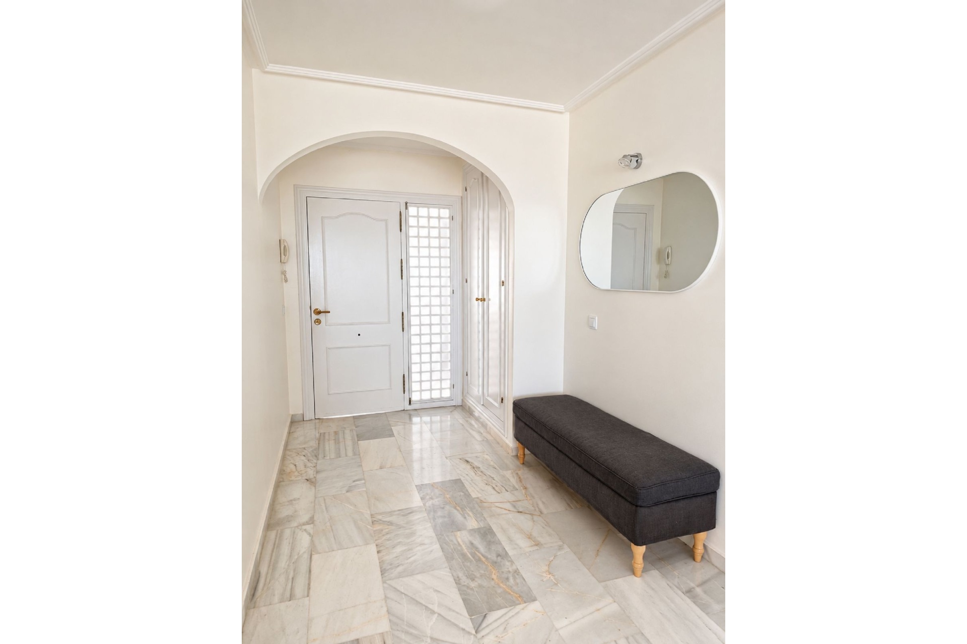 Rynek wtórny - apartment - Estepona - Bel Air