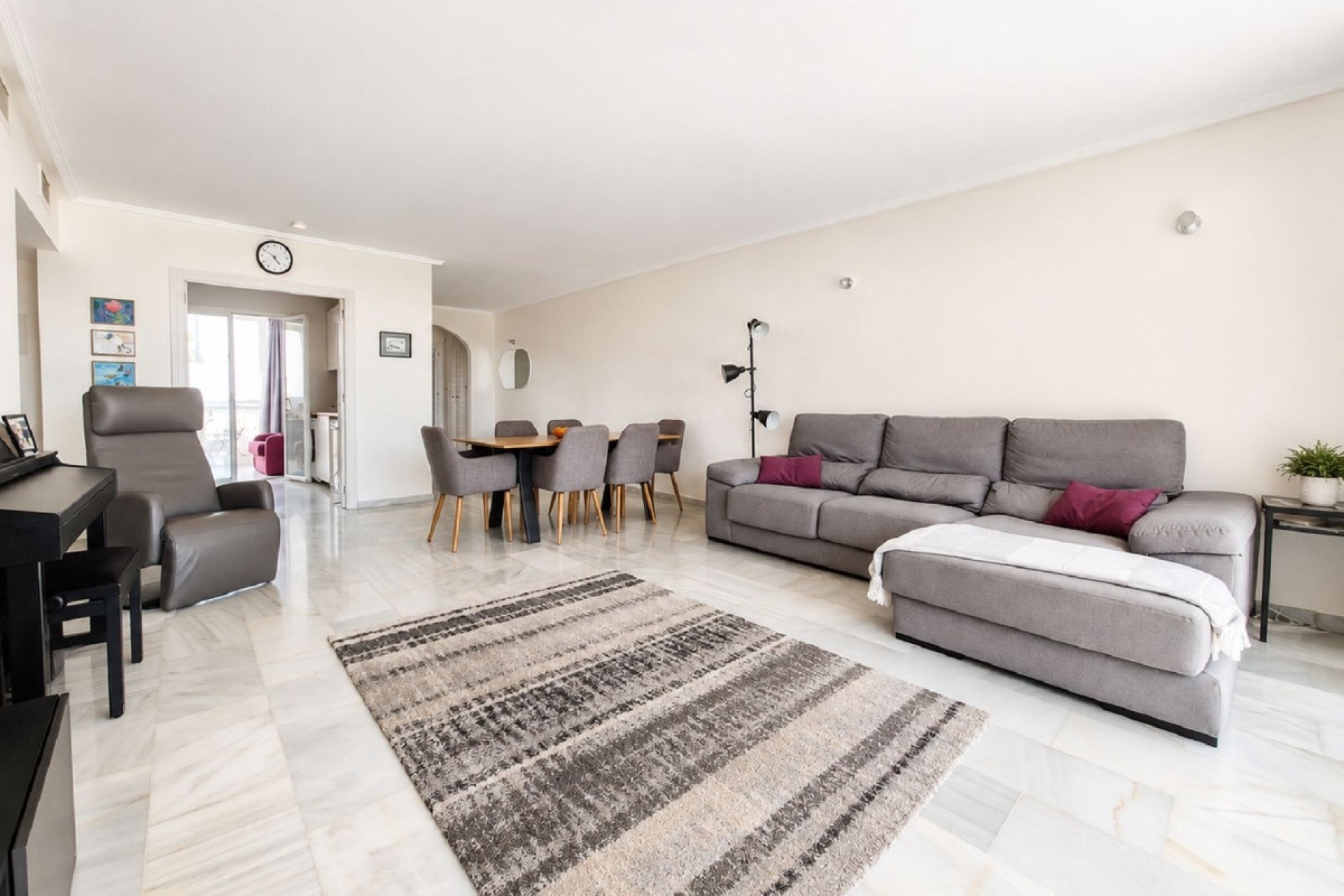 Rynek wtórny - apartment - Estepona - Bel Air