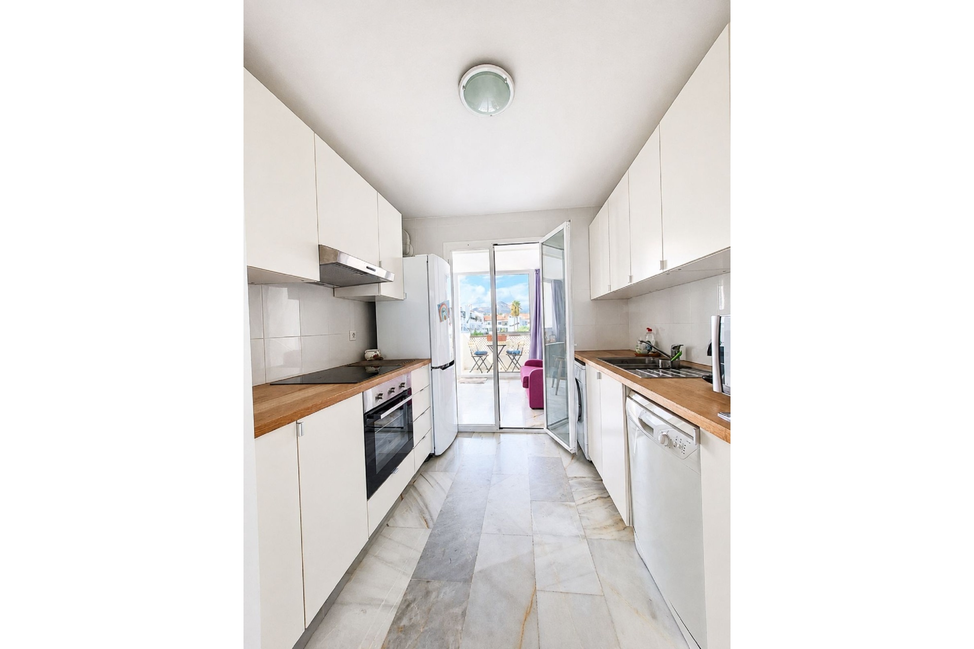 Rynek wtórny - apartment - Estepona - Bel Air
