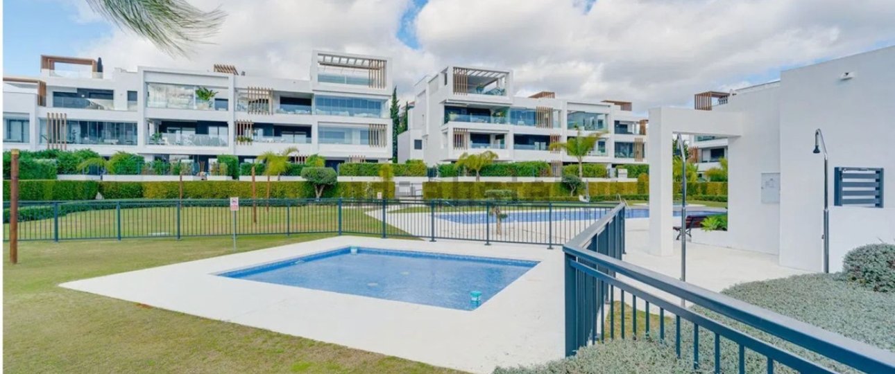 Rynek wtórny - apartment - Estepona - Bel Air