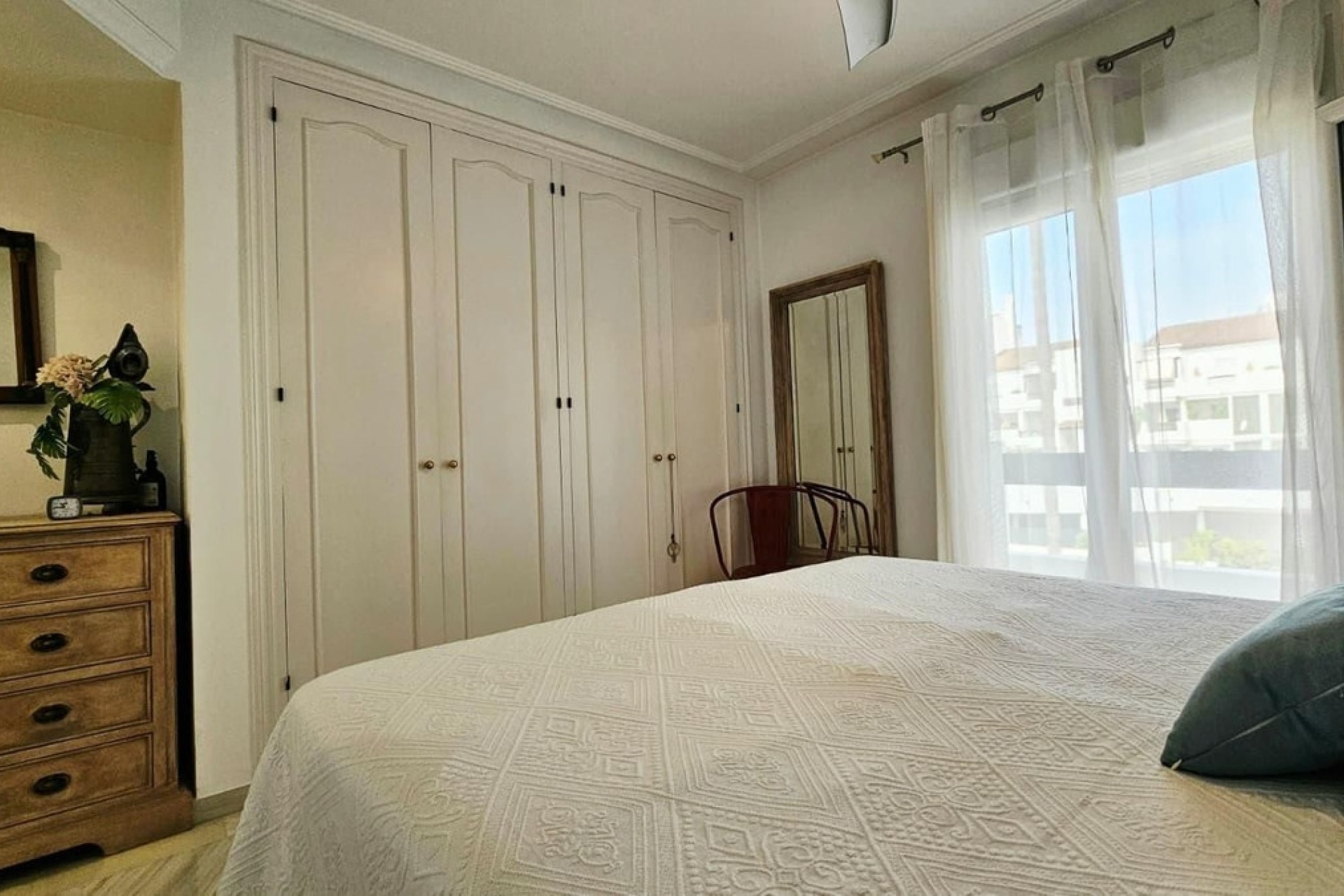 Rynek wtórny - apartment - Estepona - Bel Air