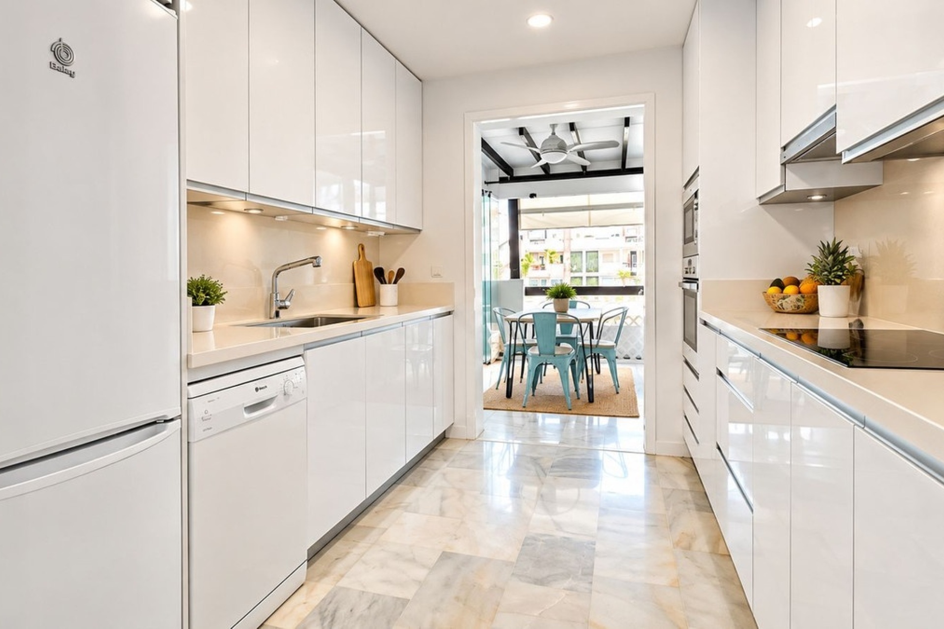 Rynek wtórny - apartment - Estepona - Bel Air