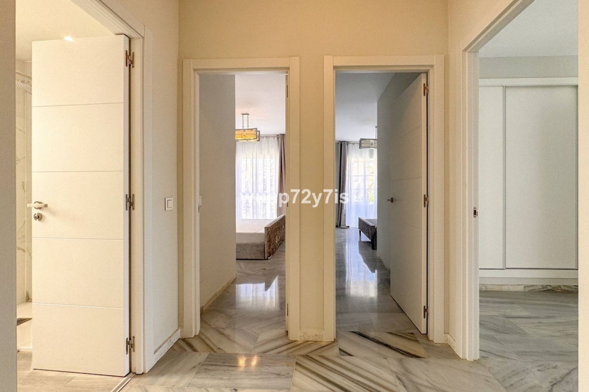 Rynek wtórny - apartment - Estepona - Bel Air