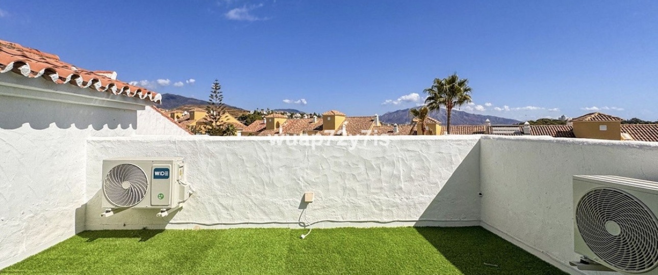 Rynek wtórny - apartment - Estepona - Bel Air