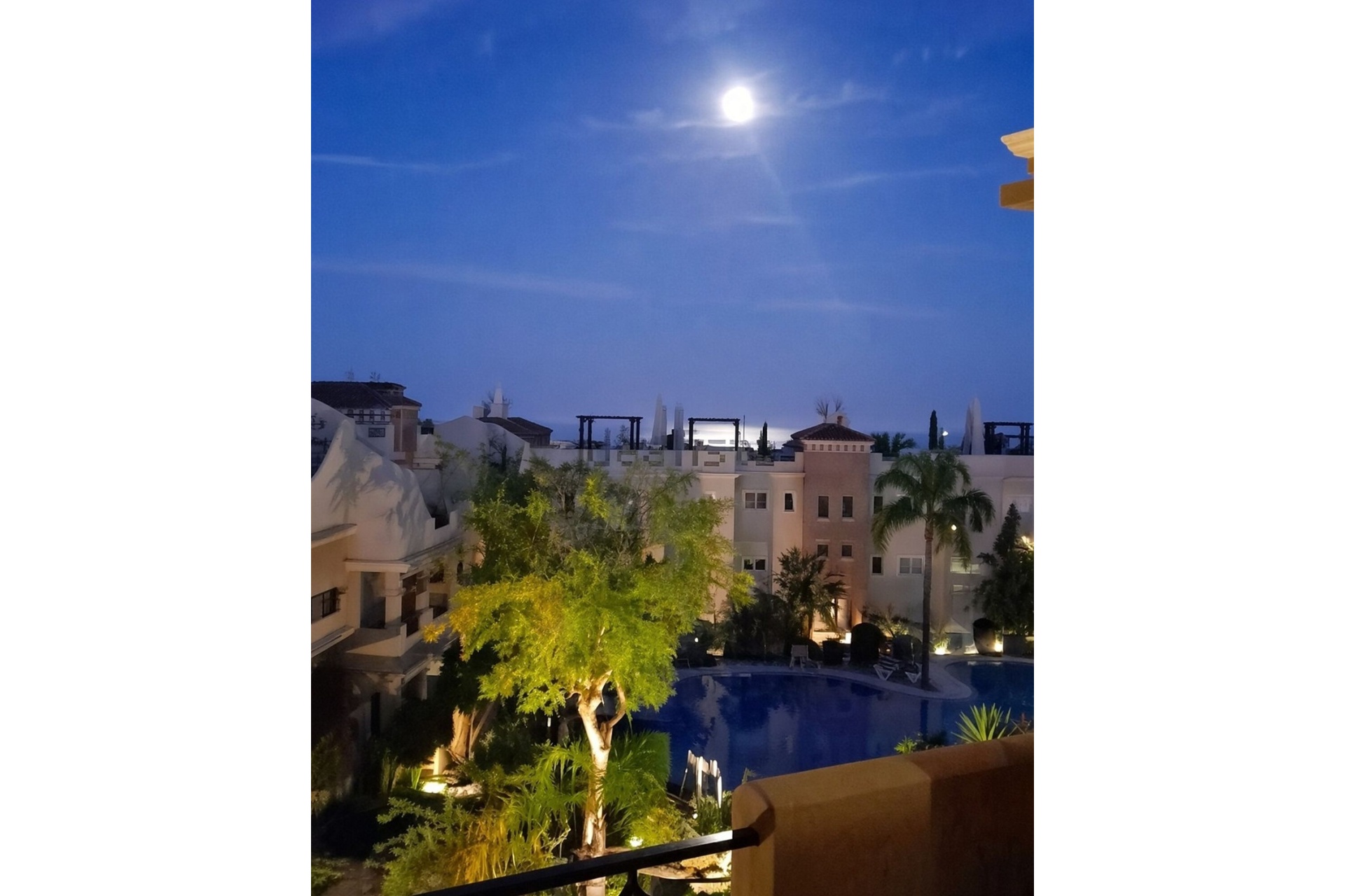 Rynek wtórny - apartment - Estepona - Bel Air