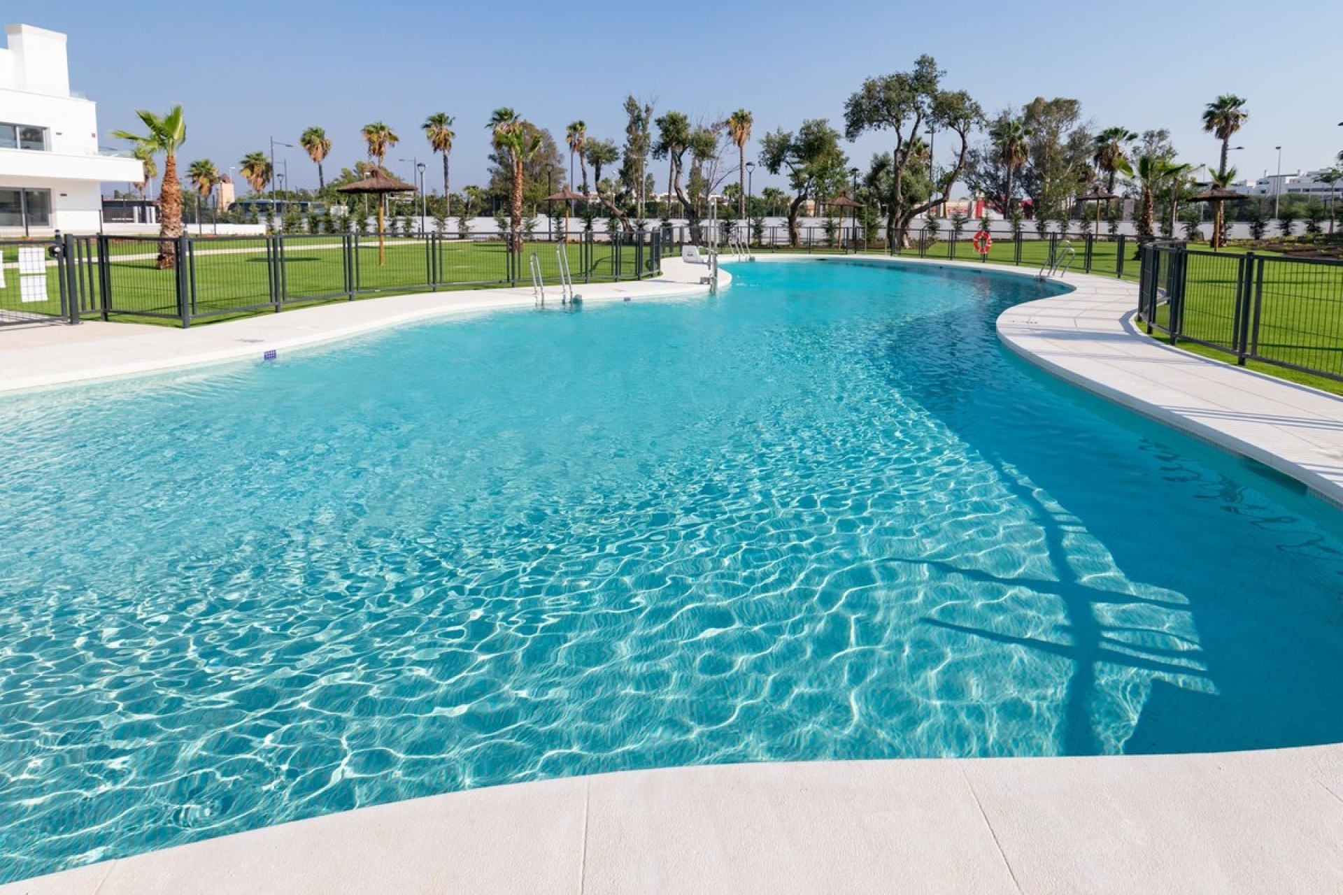 Rynek wtórny - apartment - Estepona - Bel Air