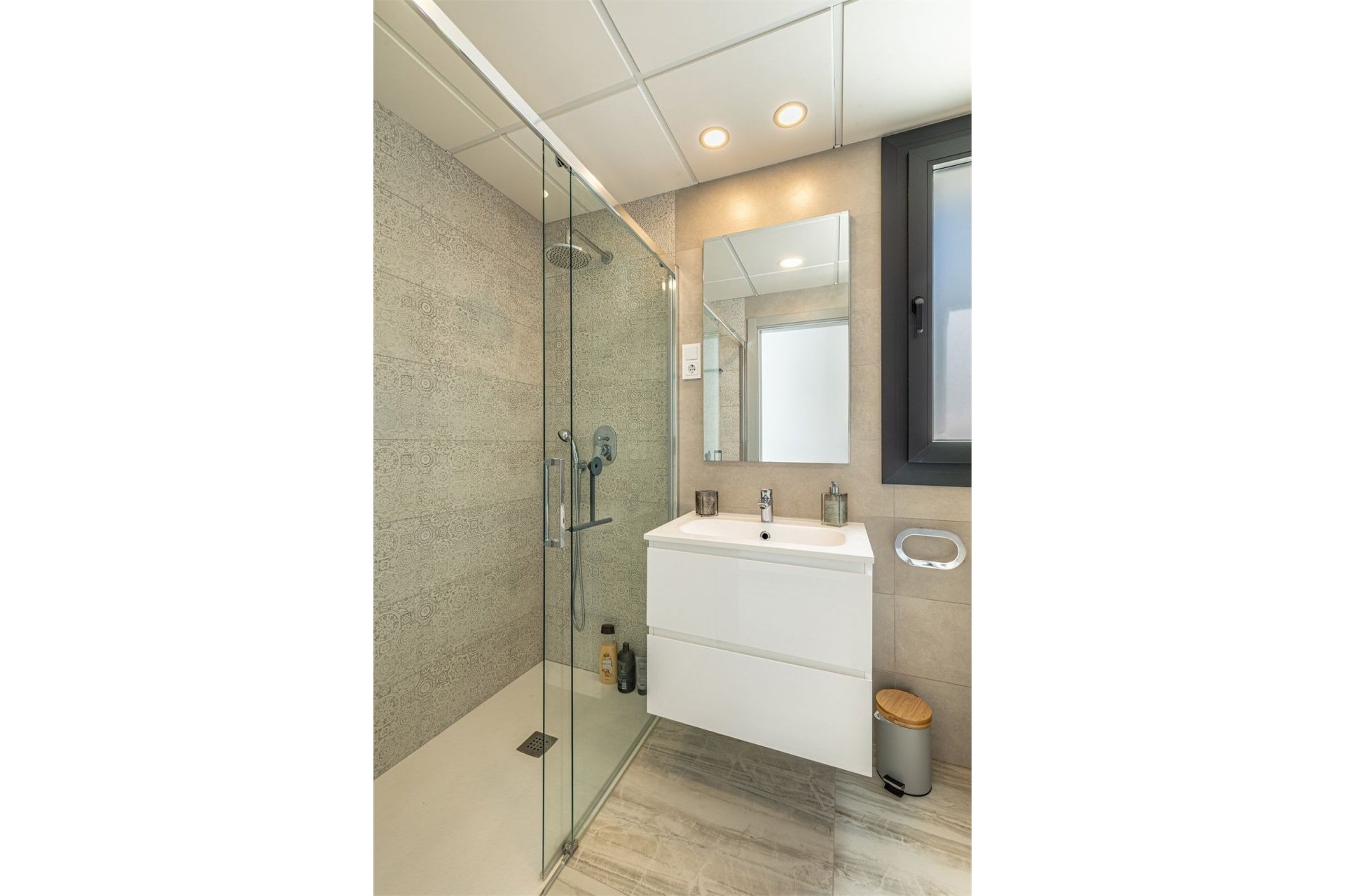 Rynek wtórny - apartment - Estepona - Bel Air