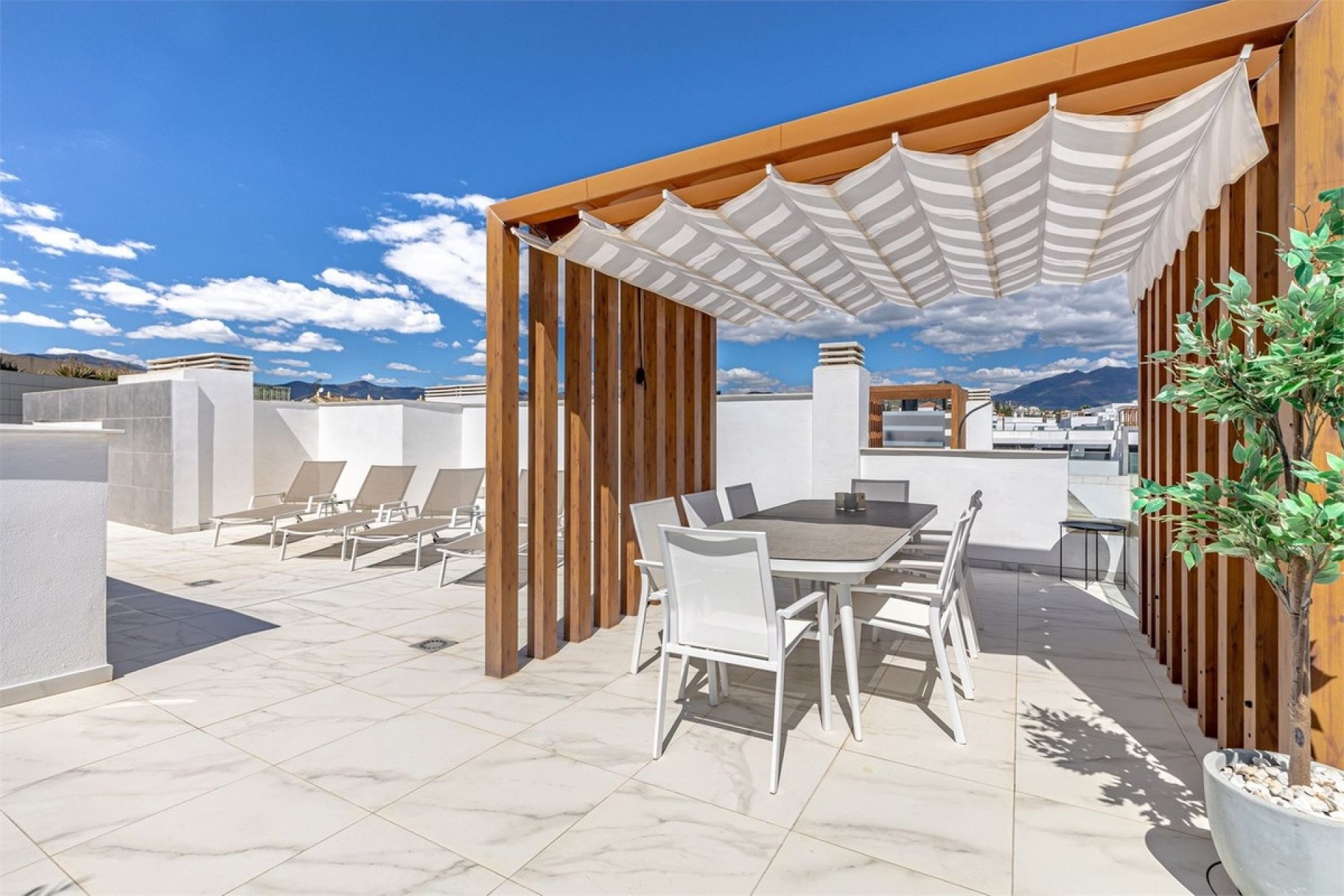 Rynek wtórny - apartment - Estepona - Bel Air