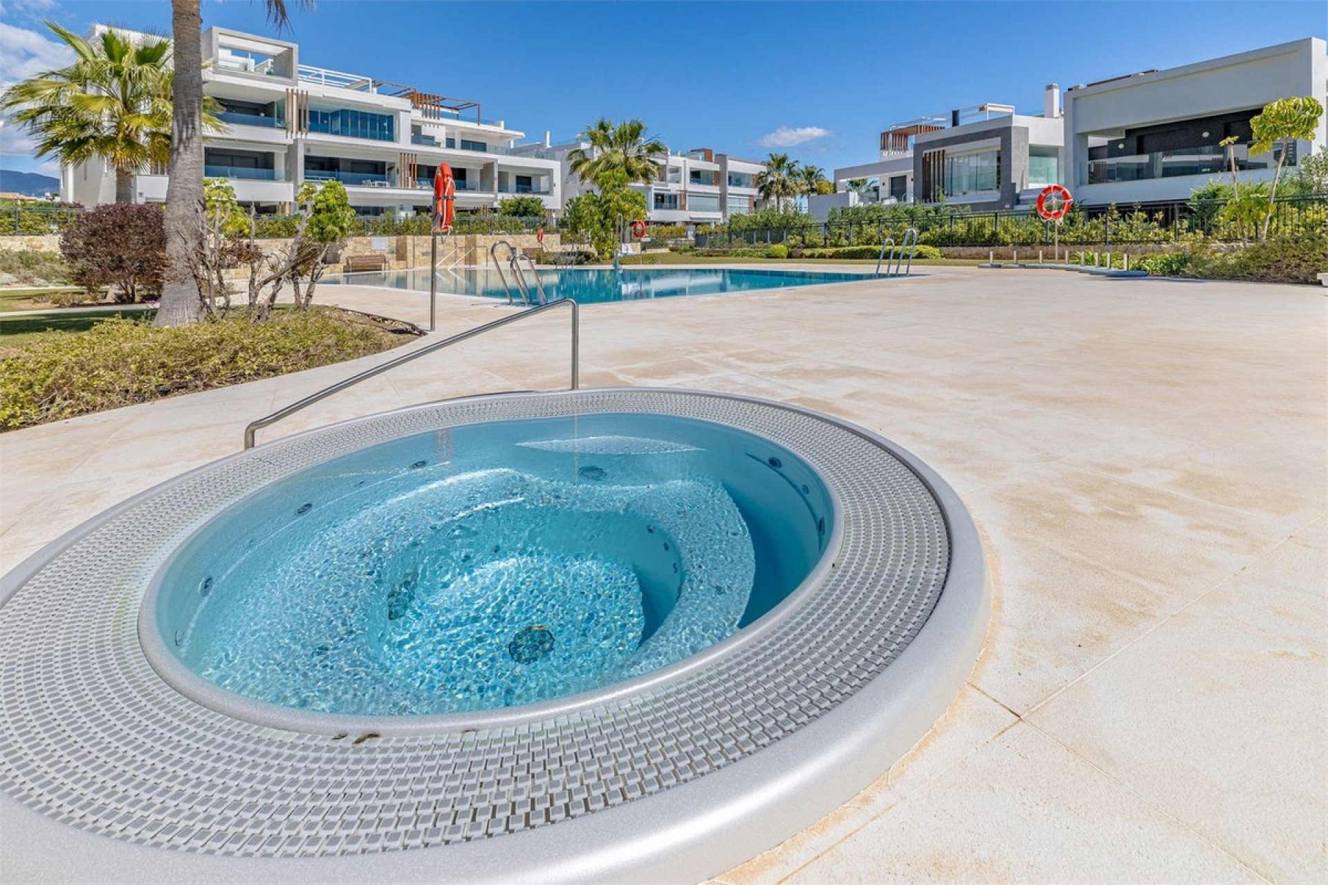 Rynek wtórny - apartment - Estepona - Bel Air