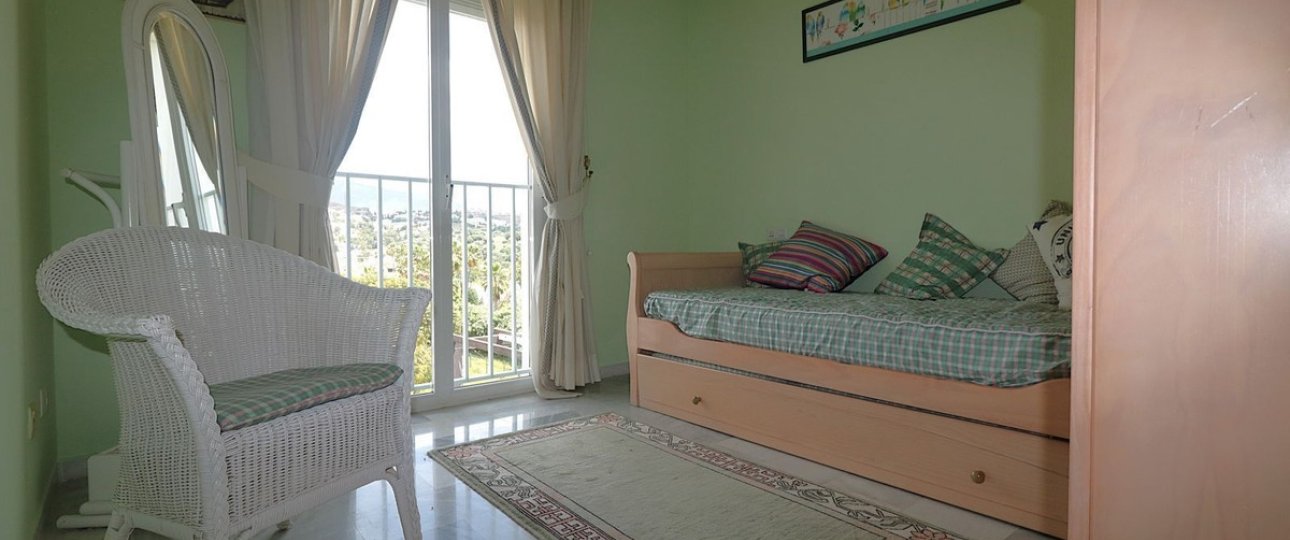 Rynek wtórny - apartment - Estepona - Bel Air