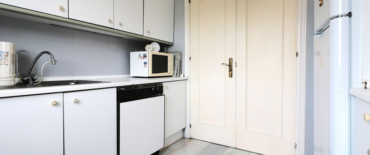 Rynek wtórny - apartment - Estepona - Bel Air