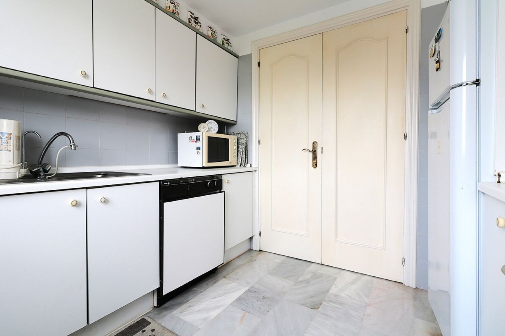 Rynek wtórny - apartment - Estepona - Bel Air