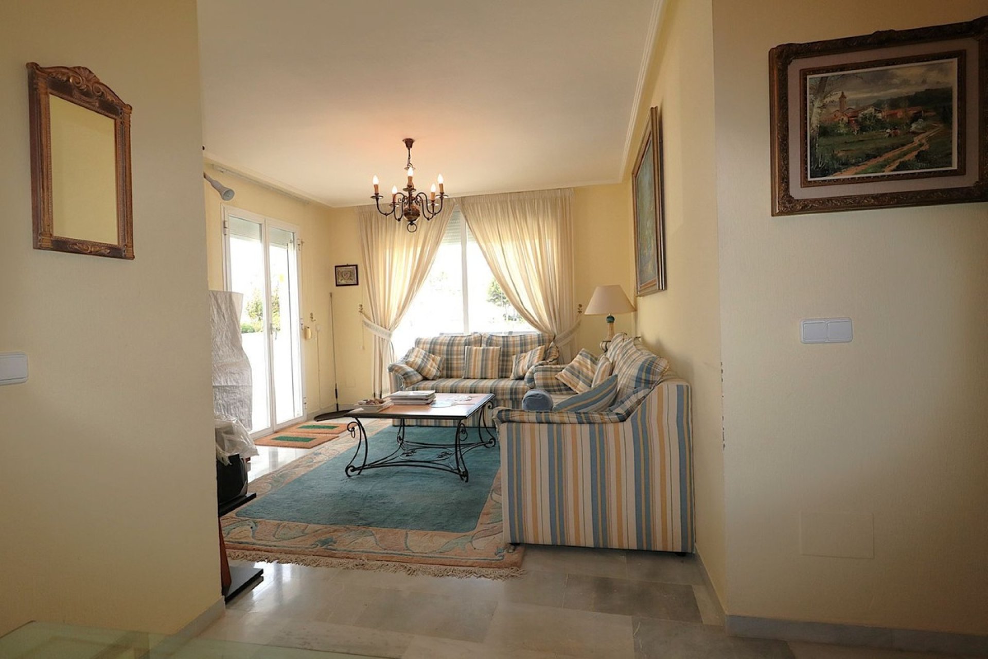 Rynek wtórny - apartment - Estepona - Bel Air