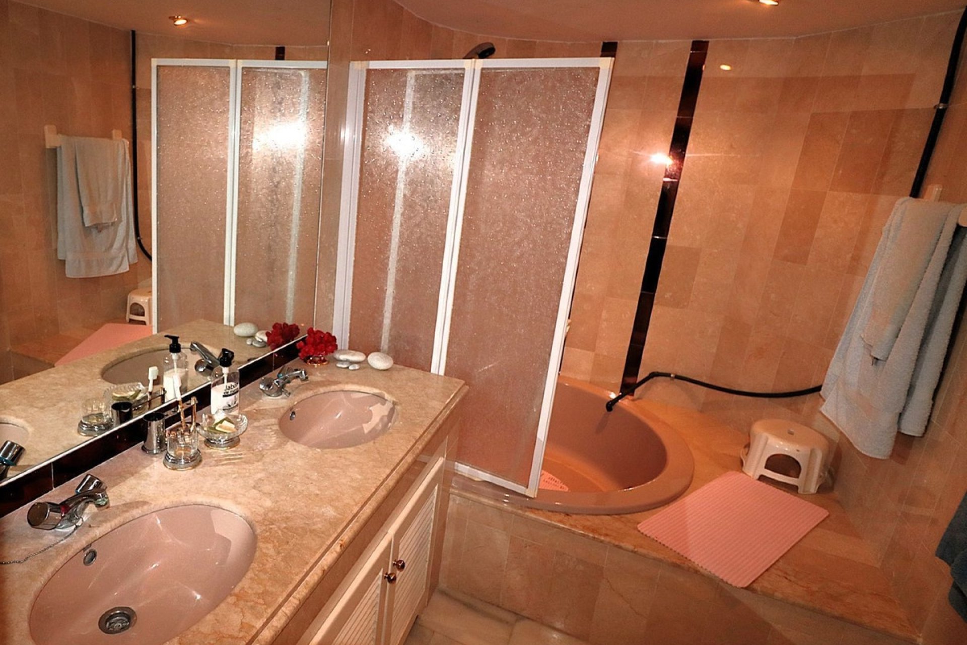 Rynek wtórny - apartment - Estepona - Bel Air