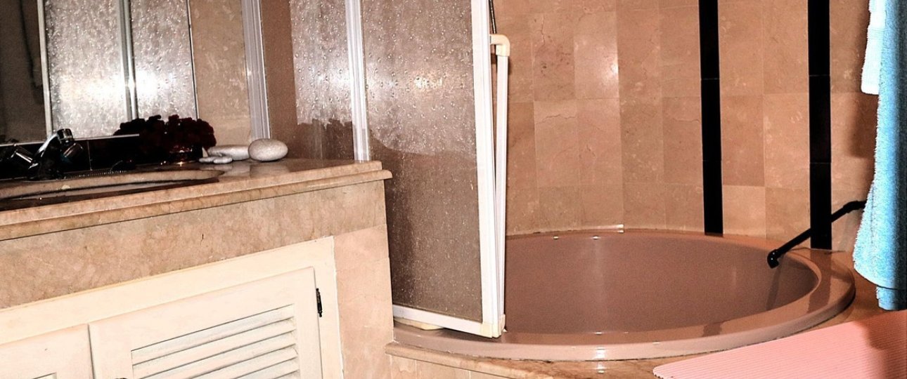 Rynek wtórny - apartment - Estepona - Bel Air