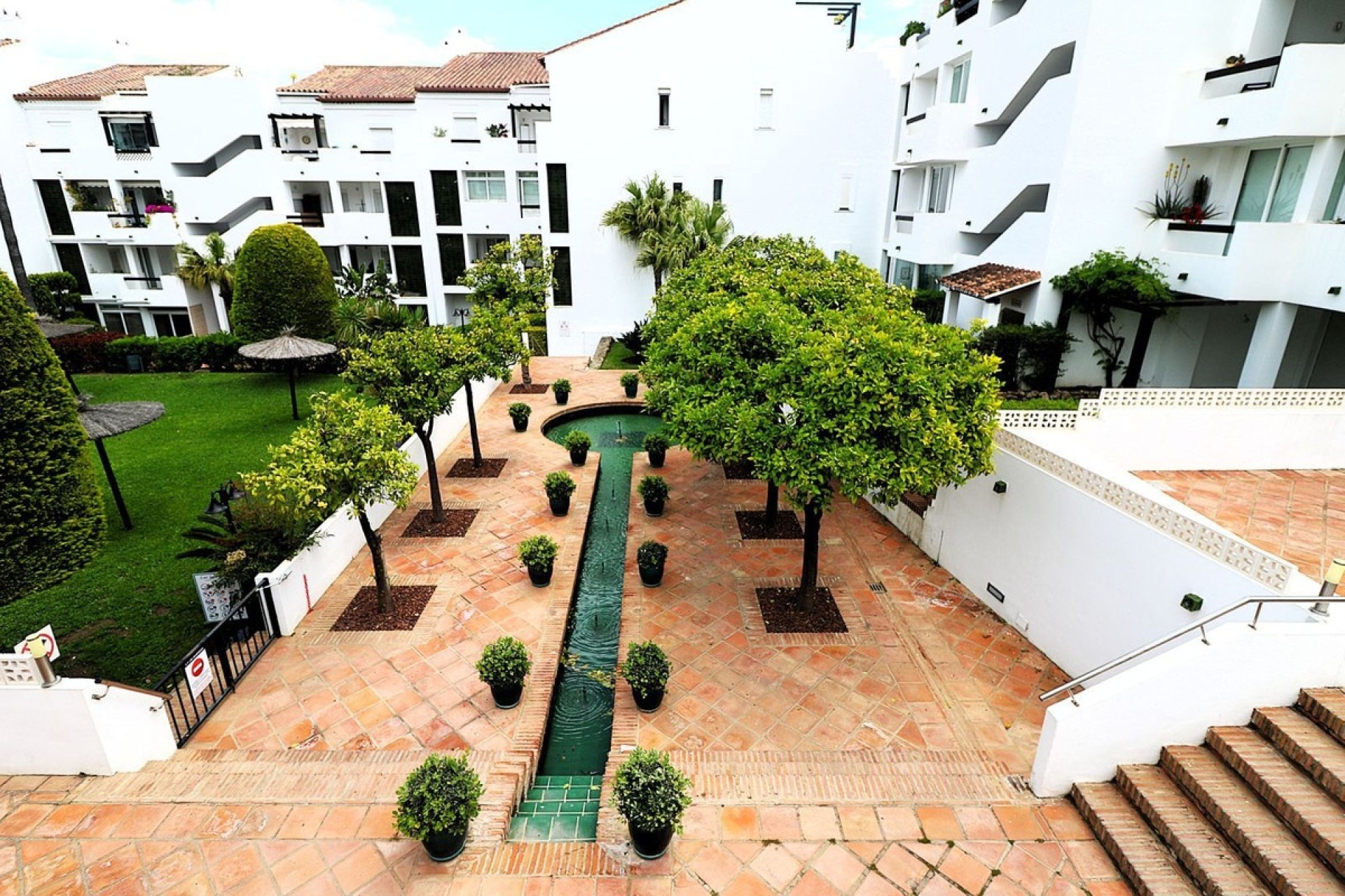 Rynek wtórny - apartment - Estepona - Bel Air