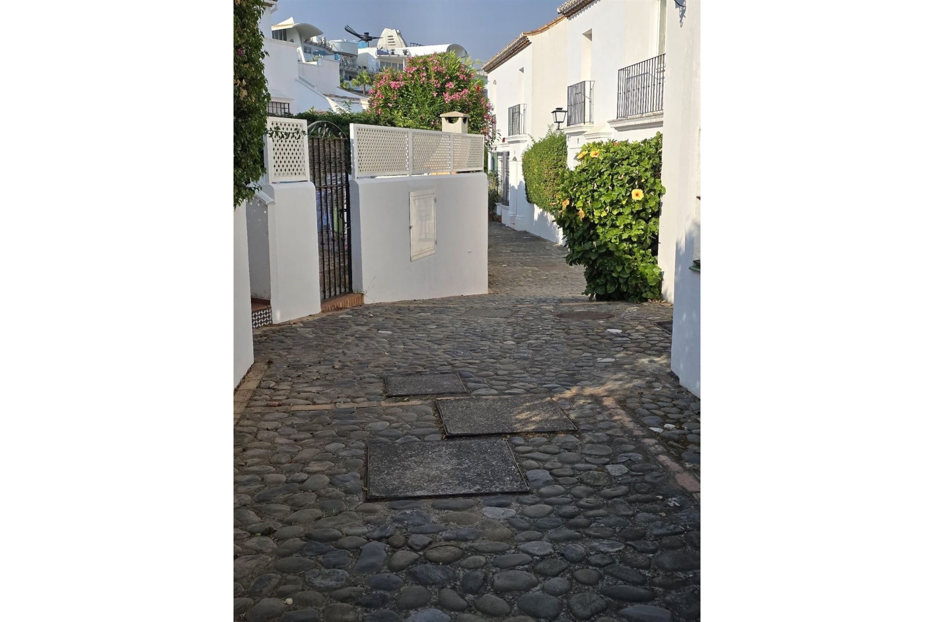 Rynek wtórny - apartment - Estepona - Benamara
