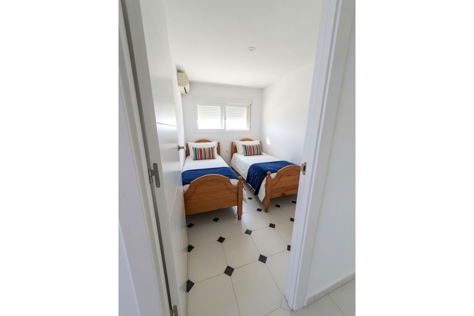 Rynek wtórny - apartment - Estepona - Cancelada