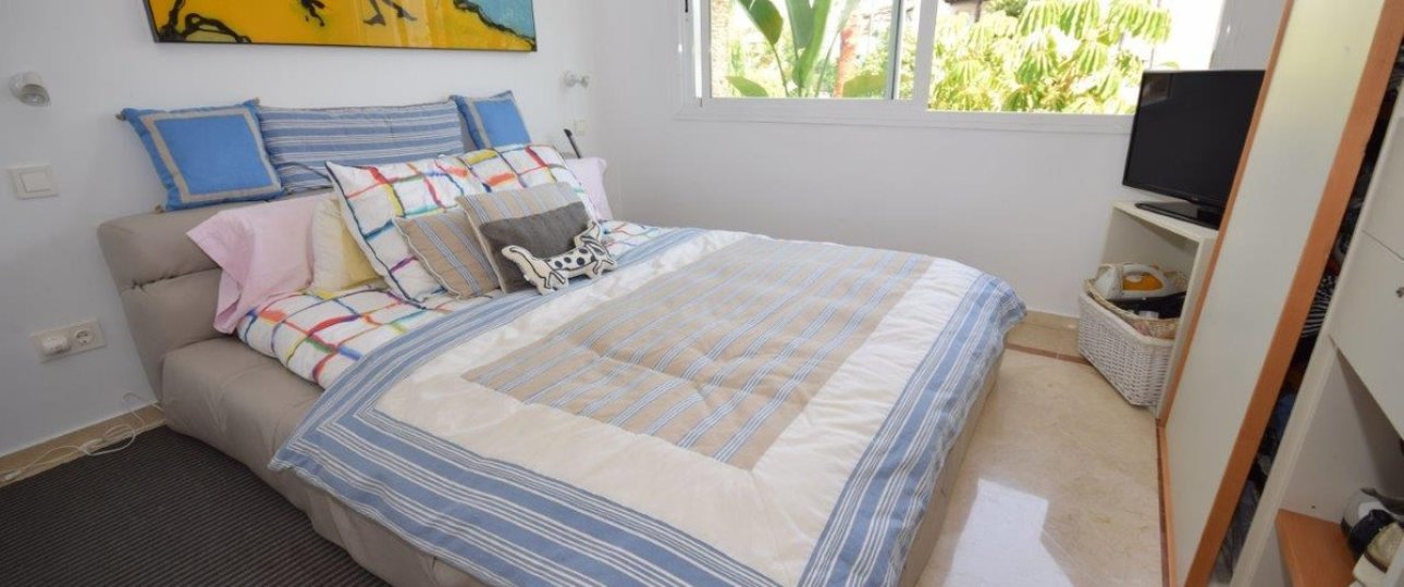 Rynek wtórny - apartment - Estepona - Costalita