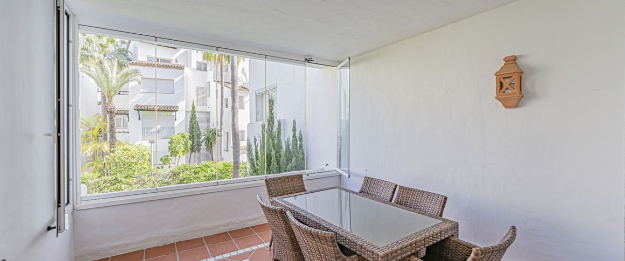Rynek wtórny - apartment - Estepona - Costalita
