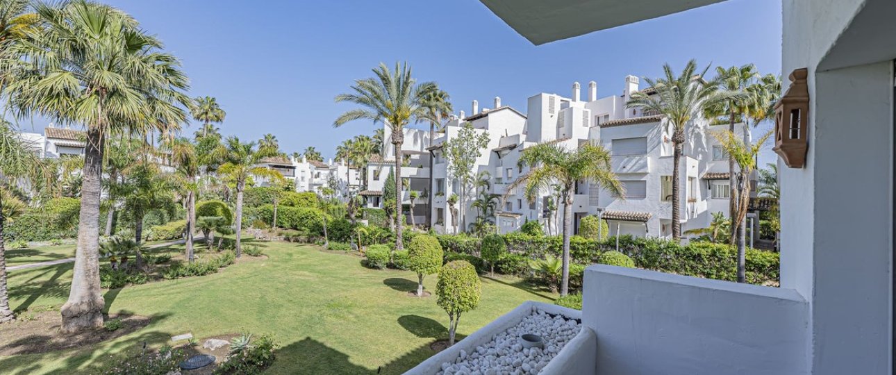 Rynek wtórny - apartment - Estepona - Costalita