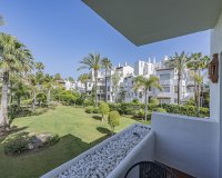Rynek wtórny - apartment - Estepona - Costalita