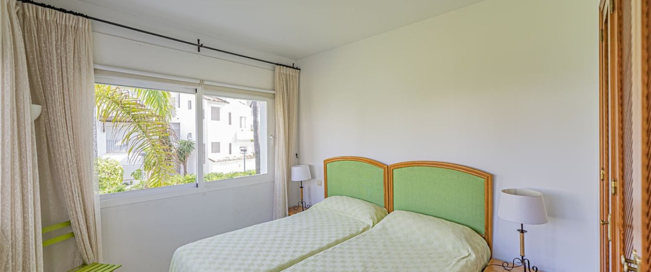 Rynek wtórny - apartment - Estepona - Costalita