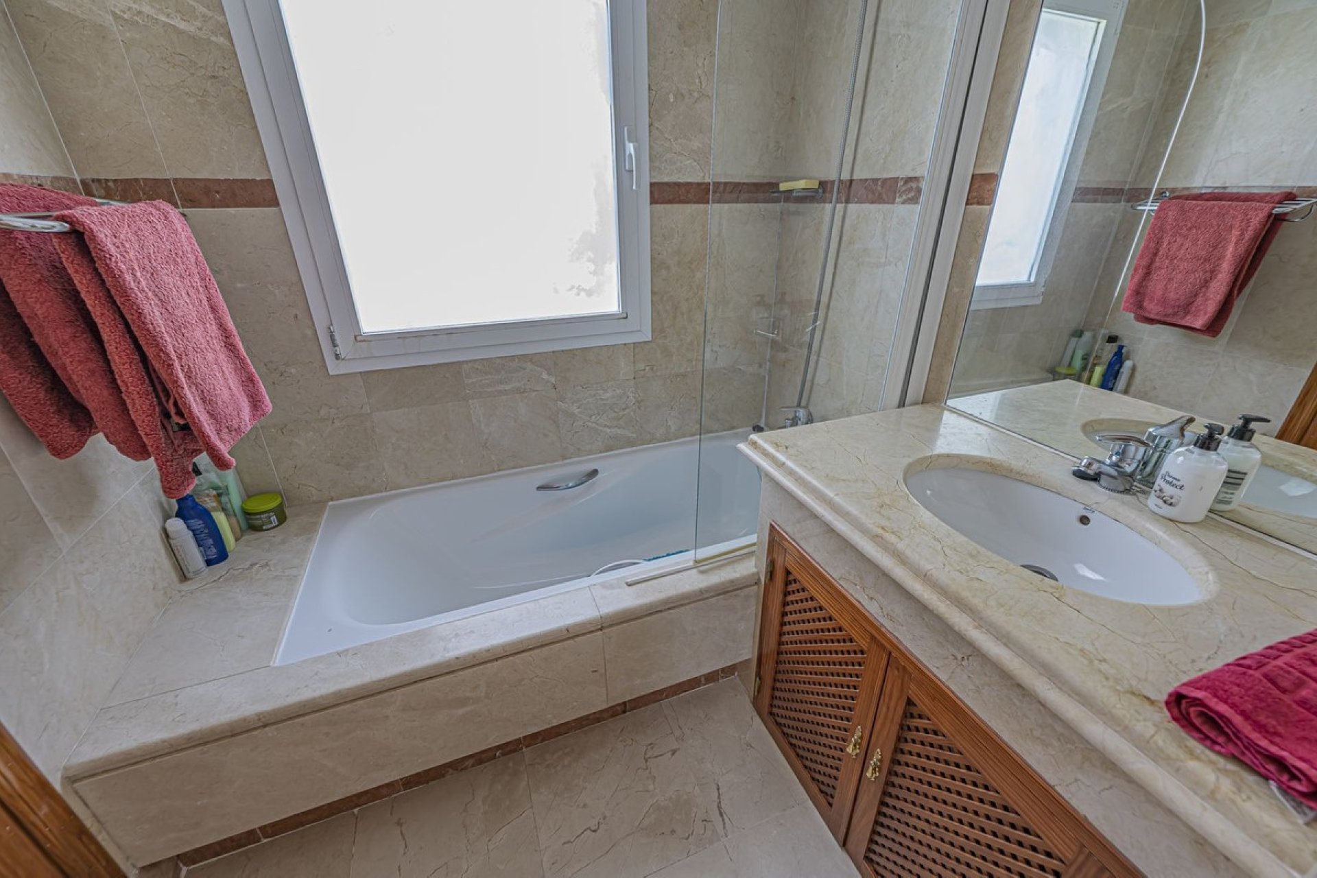 Rynek wtórny - apartment - Estepona - Costalita