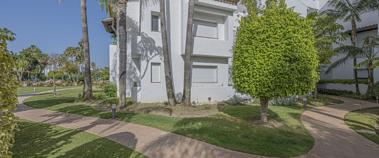 Rynek wtórny - apartment - Estepona - Costalita