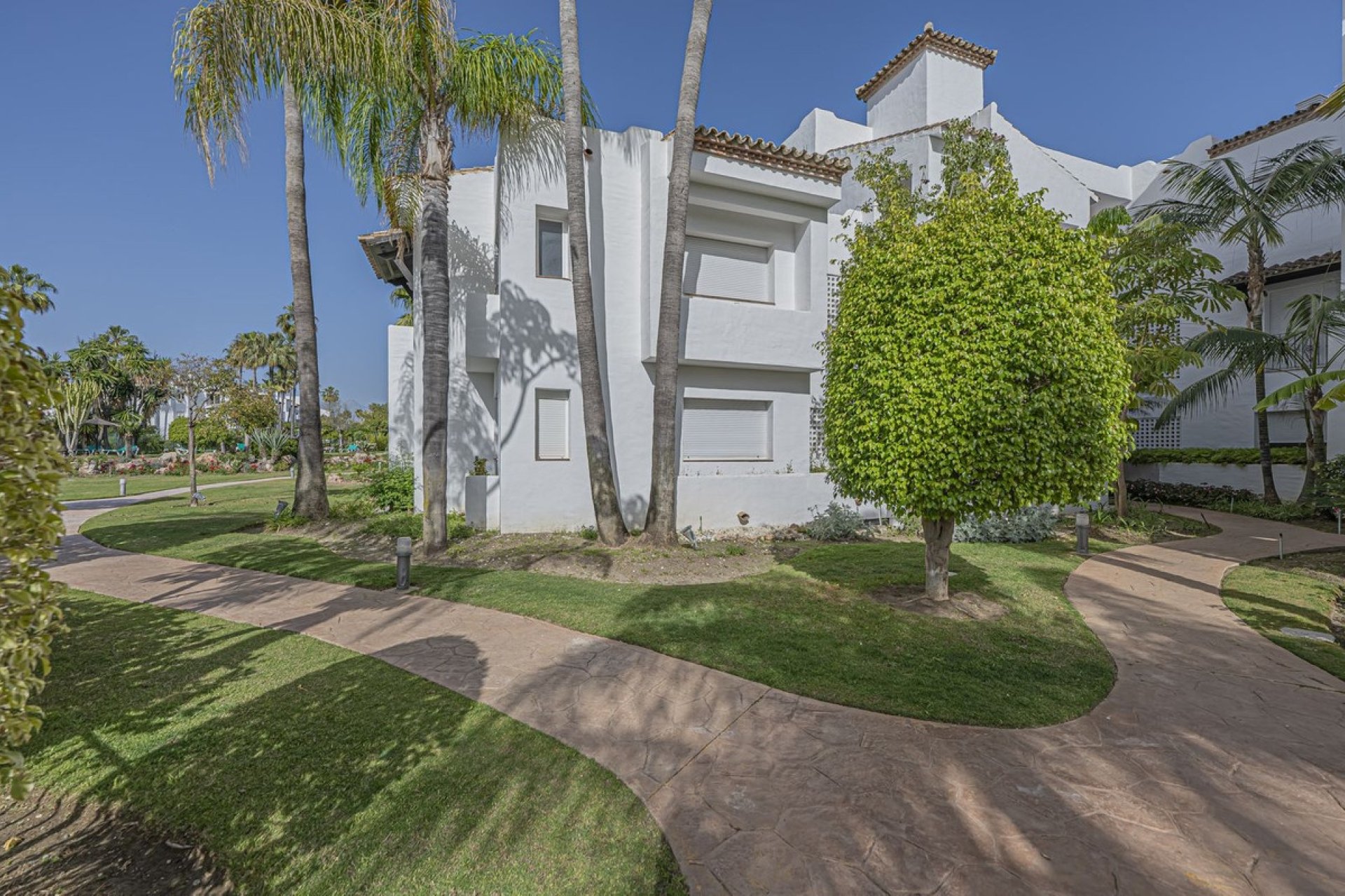 Rynek wtórny - apartment - Estepona - Costalita