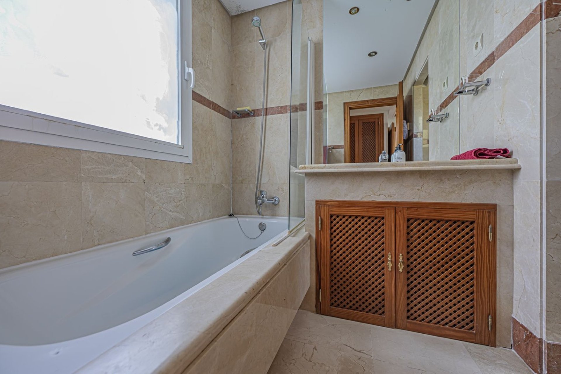 Rynek wtórny - apartment - Estepona - Costalita