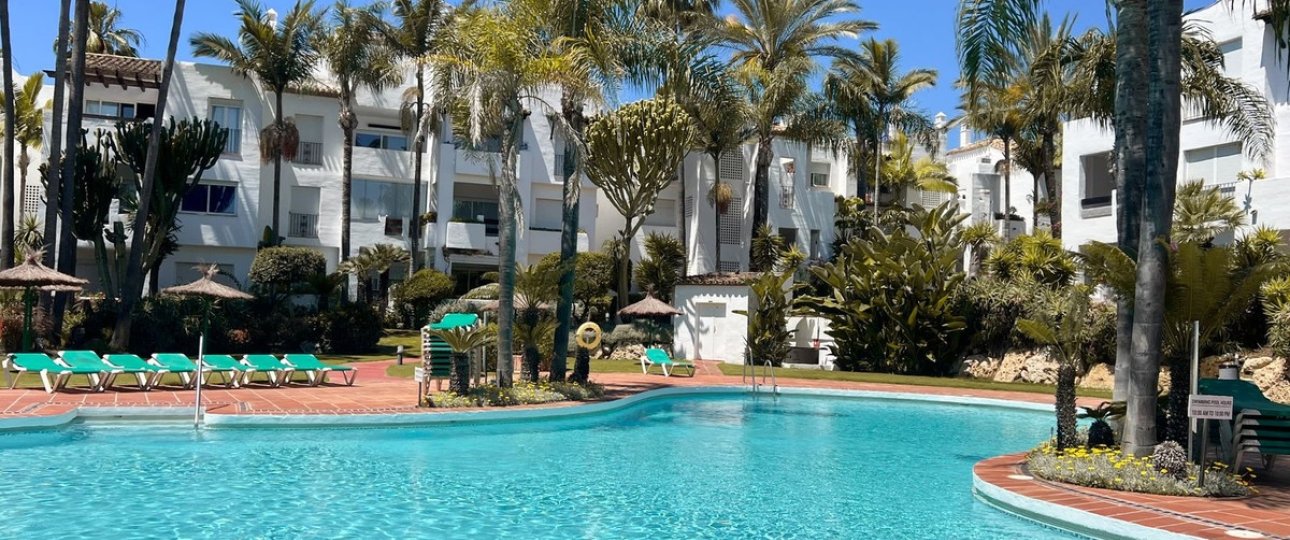 Rynek wtórny - apartment - Estepona - Costalita