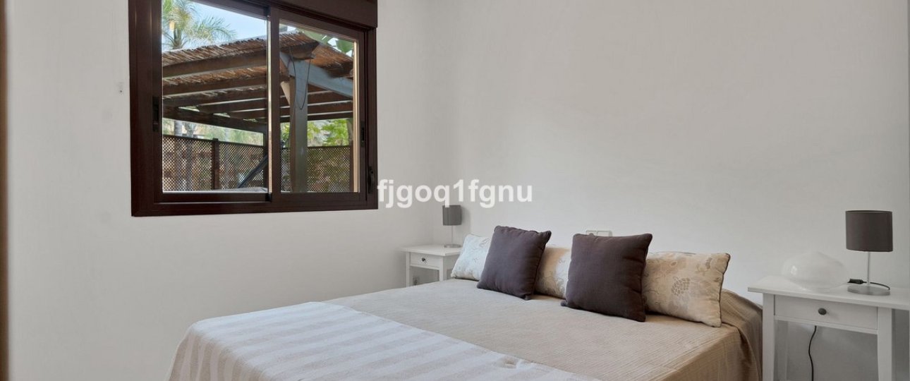 Rynek wtórny - apartment - Estepona - Costalita