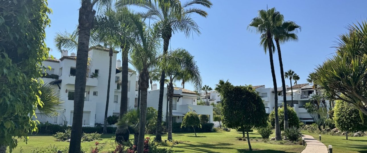 Rynek wtórny - apartment - Estepona - Costalita