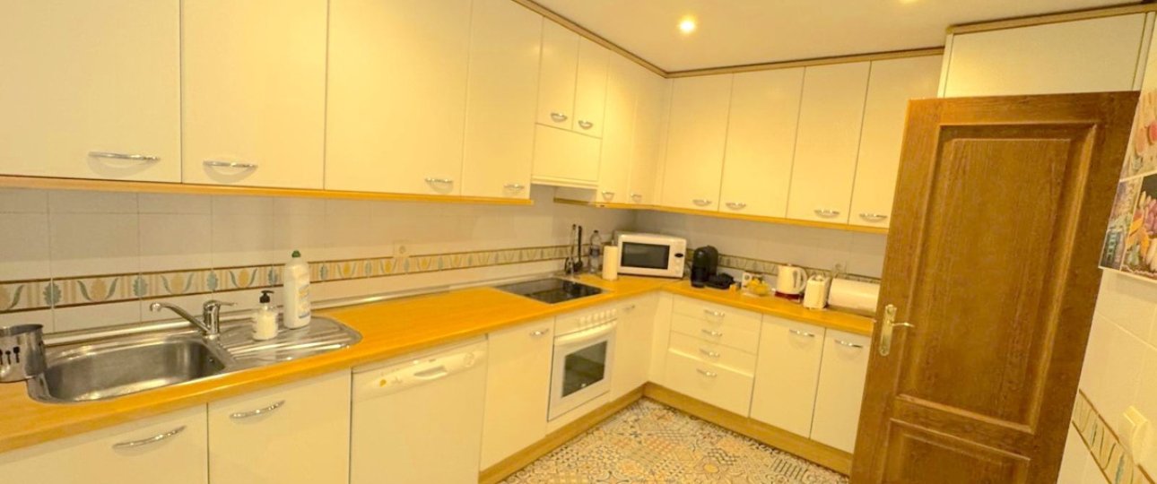 Rynek wtórny - apartment - Estepona - Costalita