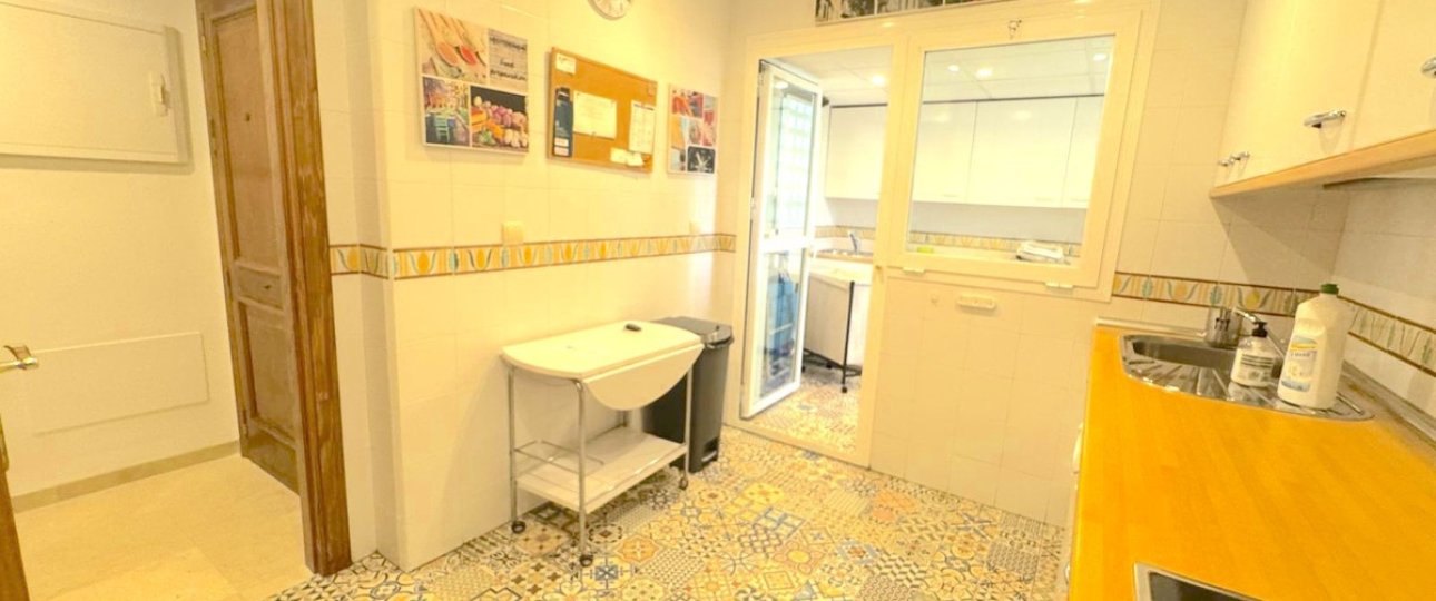 Rynek wtórny - apartment - Estepona - Costalita