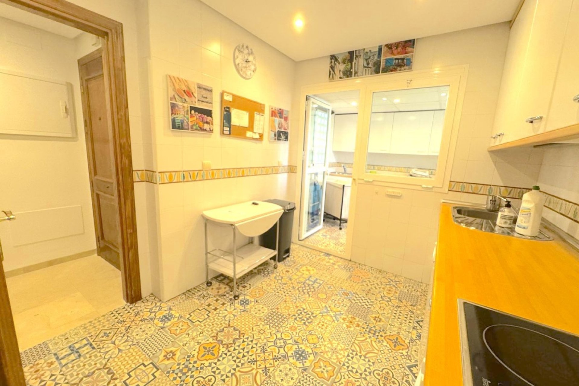 Rynek wtórny - apartment - Estepona - Costalita