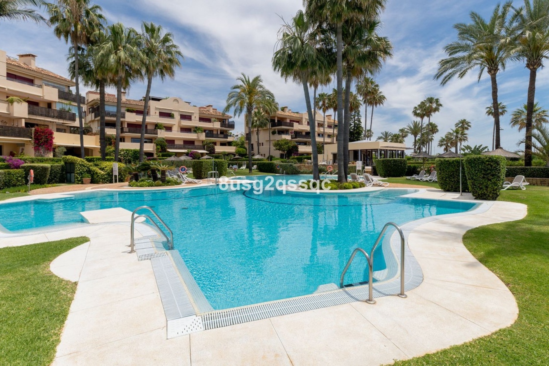 Rynek wtórny - apartment - Estepona - Costalita