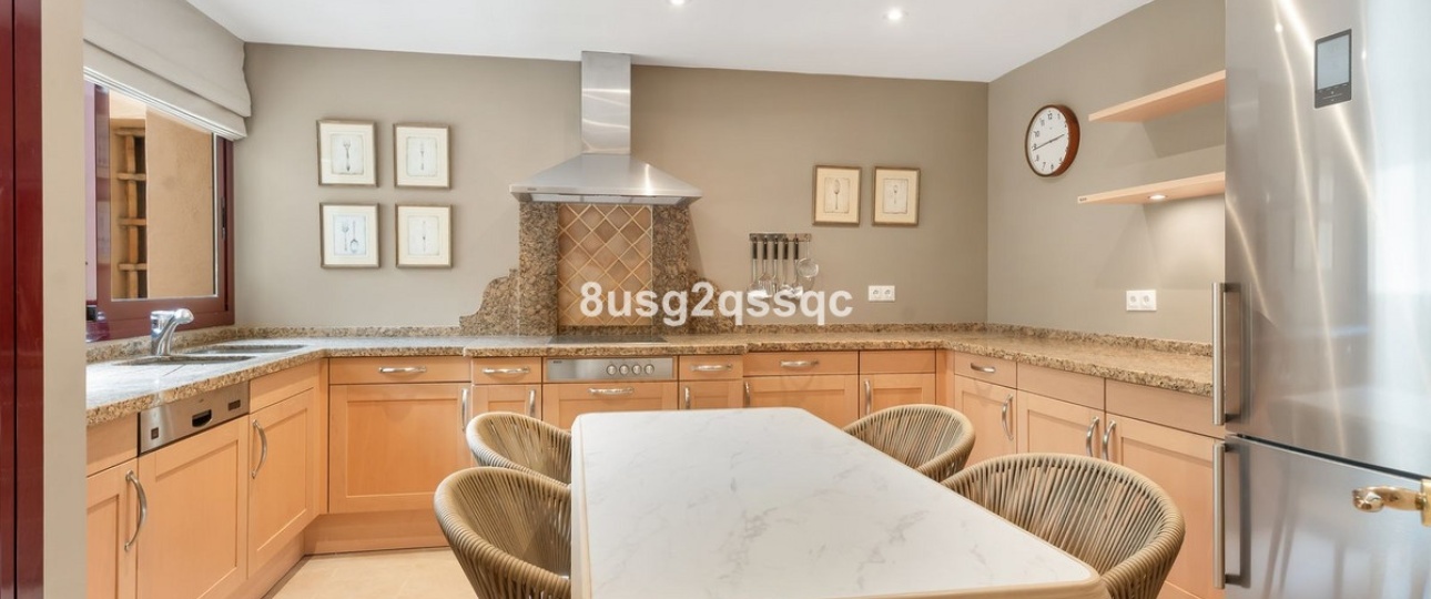 Rynek wtórny - apartment - Estepona - Costalita