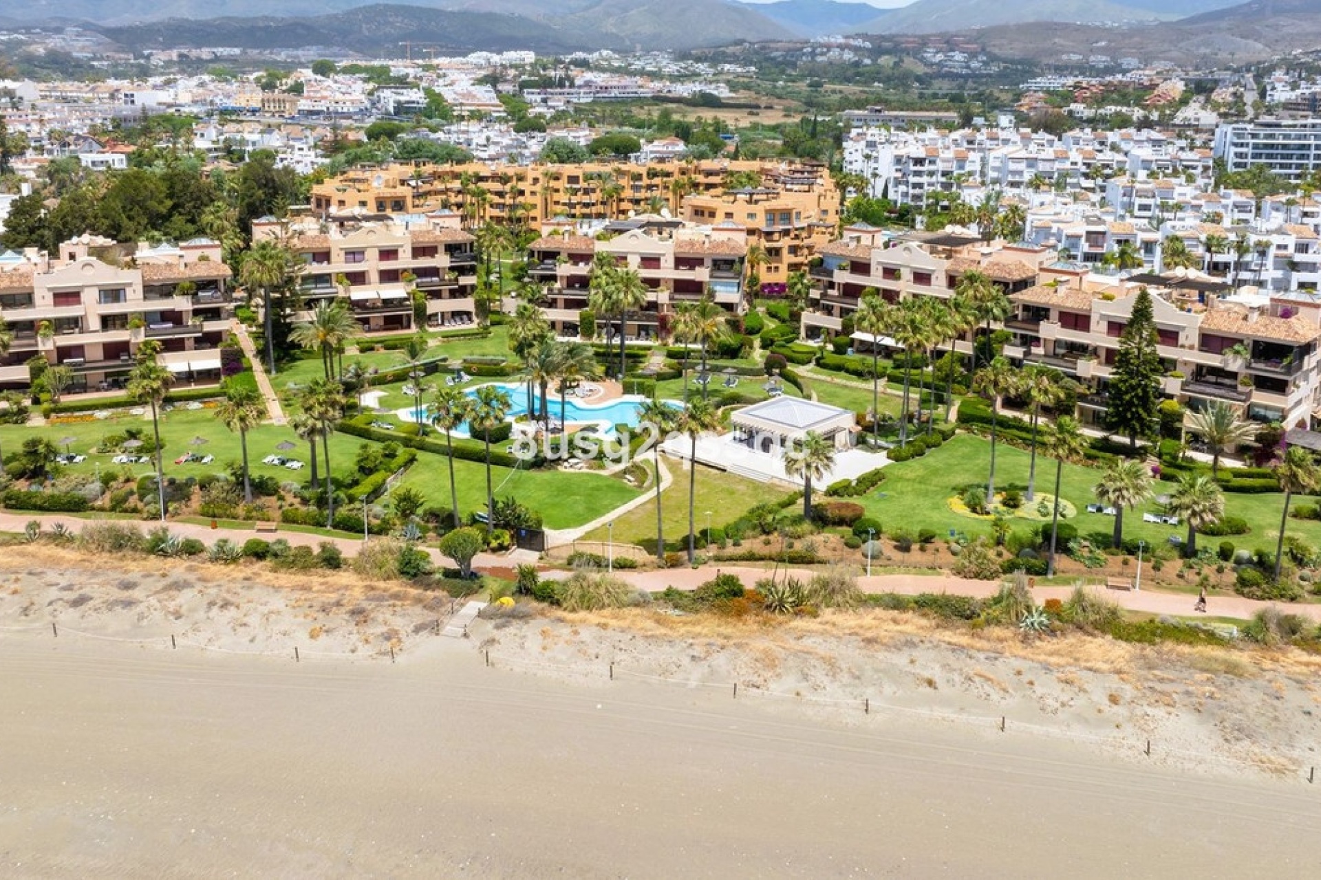 Rynek wtórny - apartment - Estepona - Costalita