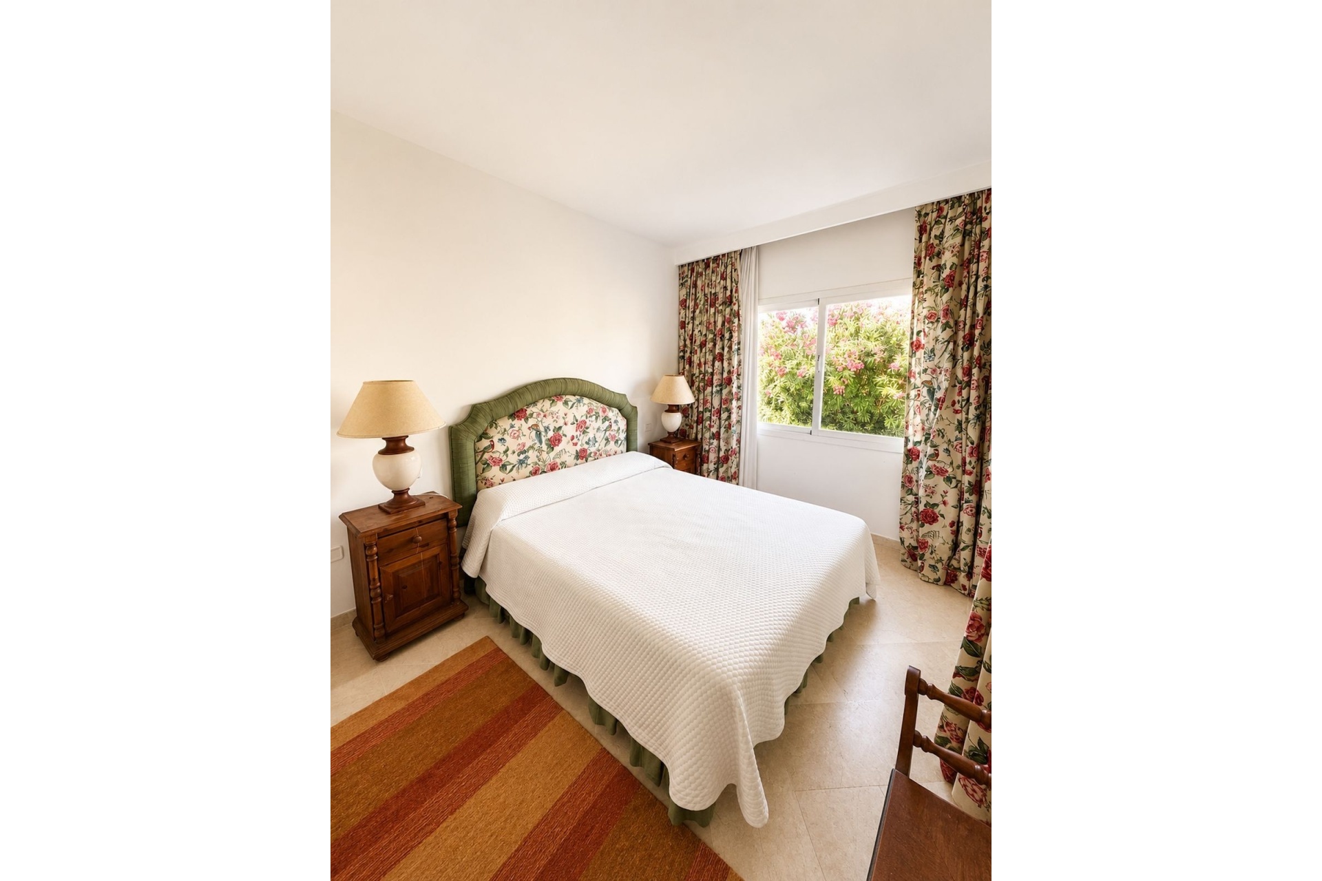 Rynek wtórny - apartment - Estepona - Costalita