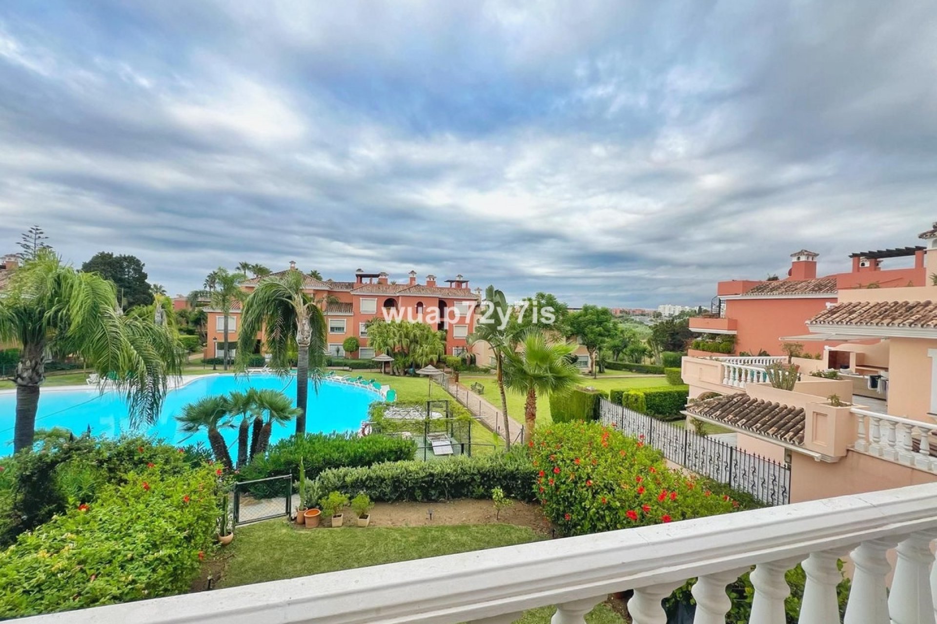 Rynek wtórny - apartment - Estepona - Costalita