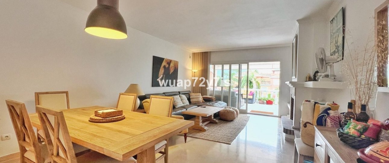 Rynek wtórny - apartment - Estepona - Costalita