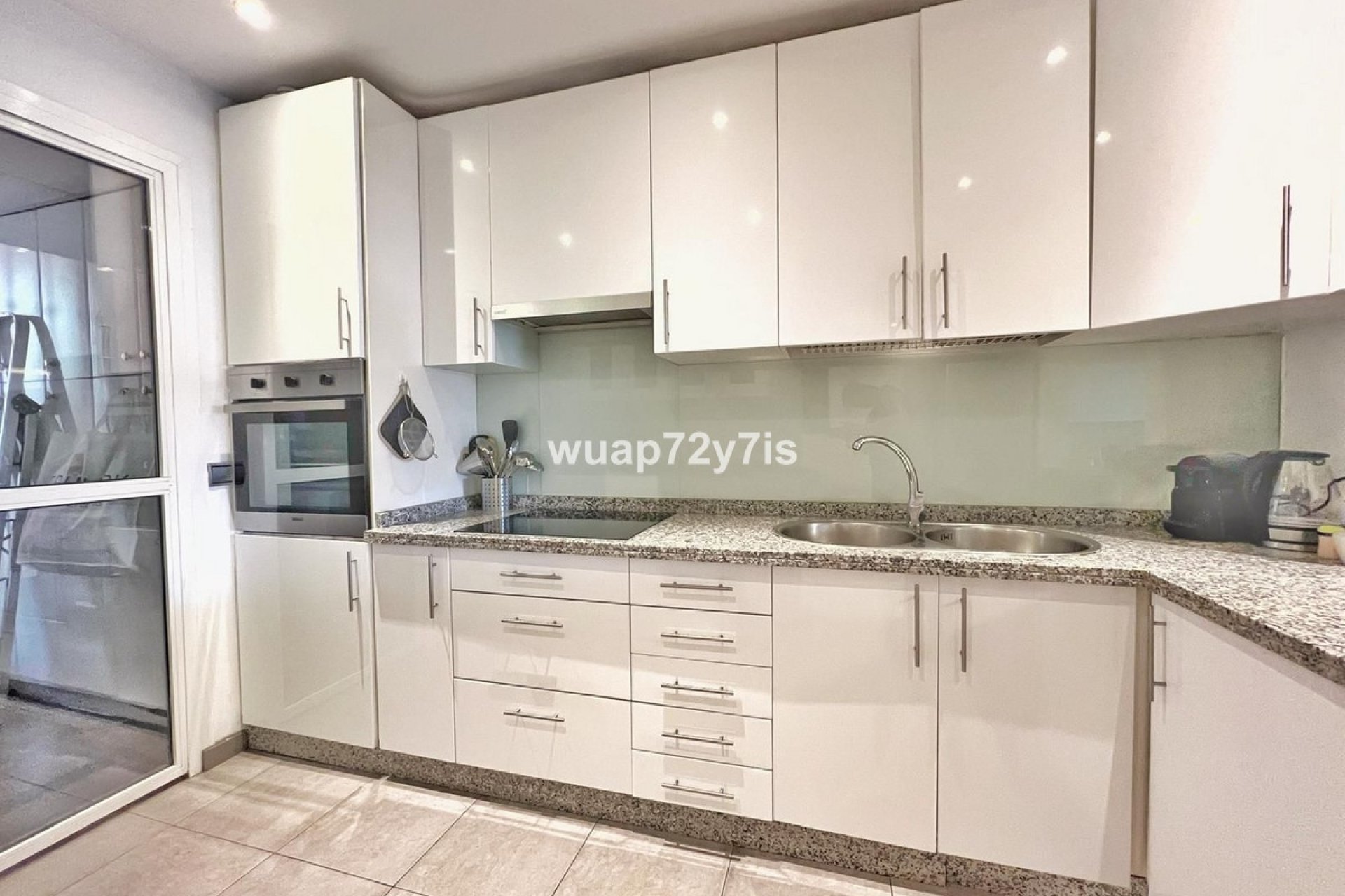 Rynek wtórny - apartment - Estepona - Costalita